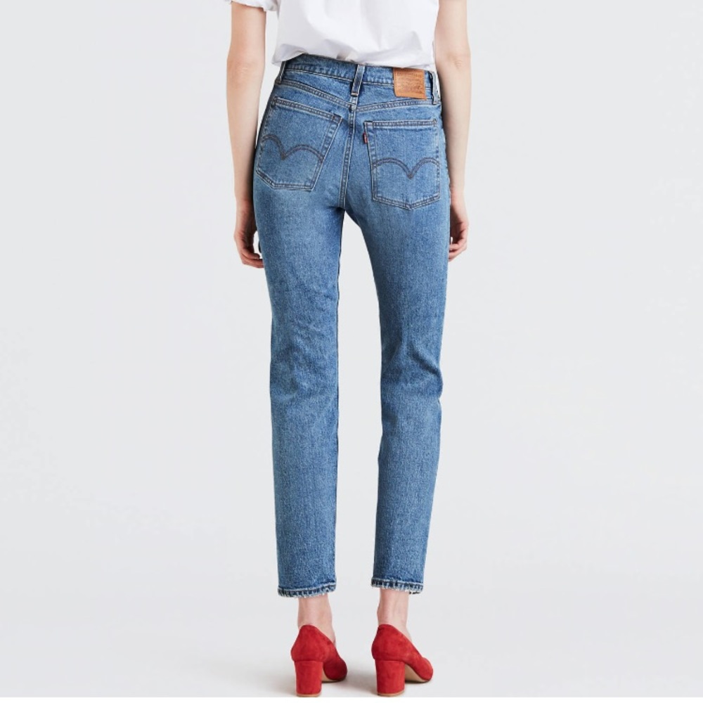Levi’s Wedgie Jeans